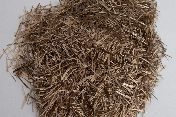 Basaltfaser Bas-Delta 117 liegt auf einem Haufen.